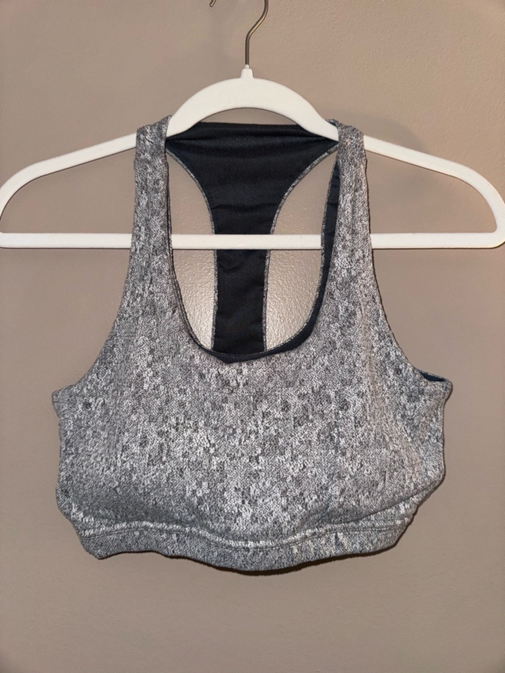 Gymshark Fleur Texture Women's Charcoal Marl Gray Sports Bra - Racerback Medium